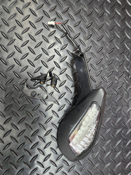 Ducati Panigale 899 959 1199 1299 OEM LEFT Mirror Turn Signal Assembly #0845