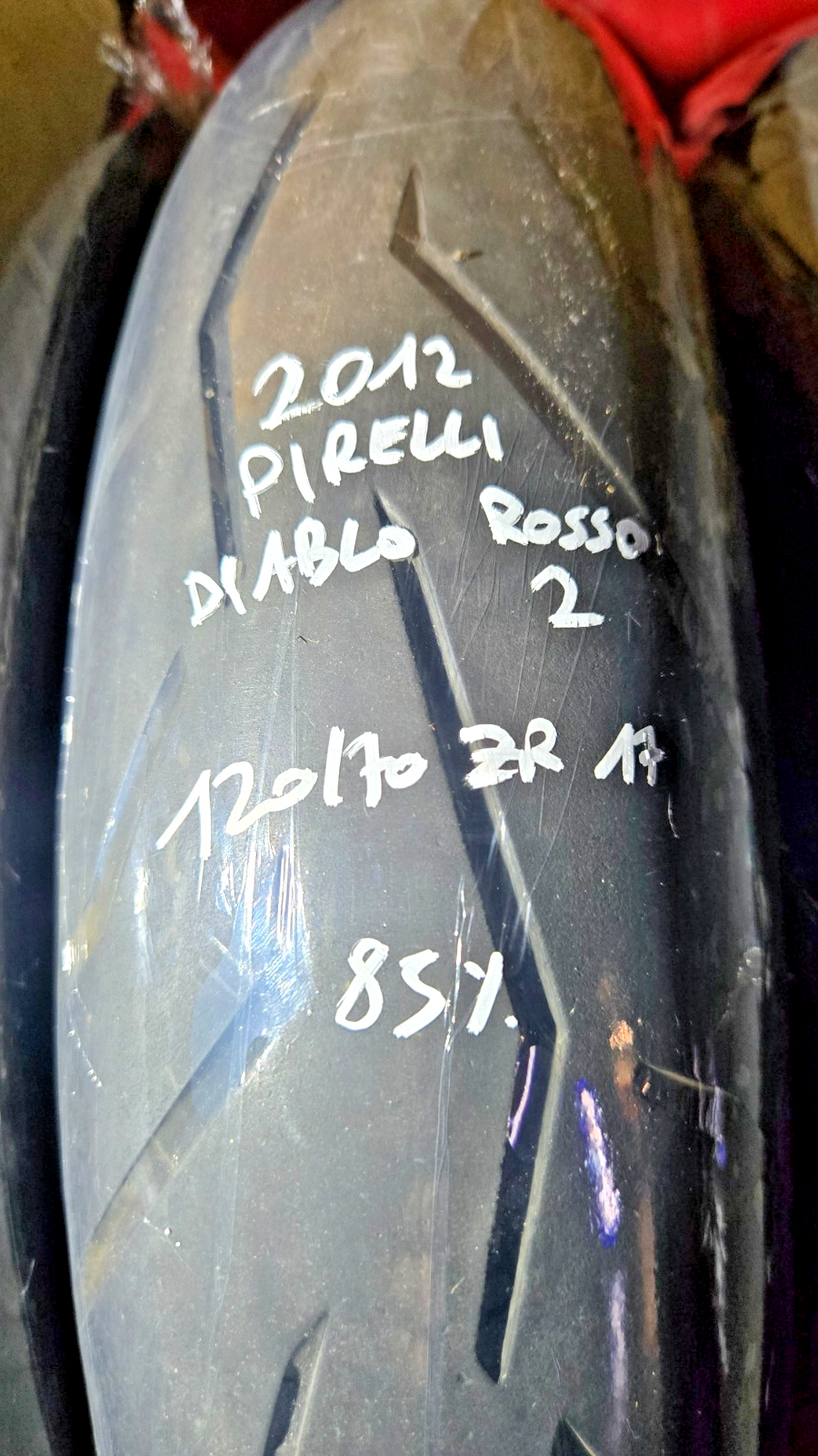 USED PIRELLI DIABLO ROSSO 2 120 70 17 2012 85%