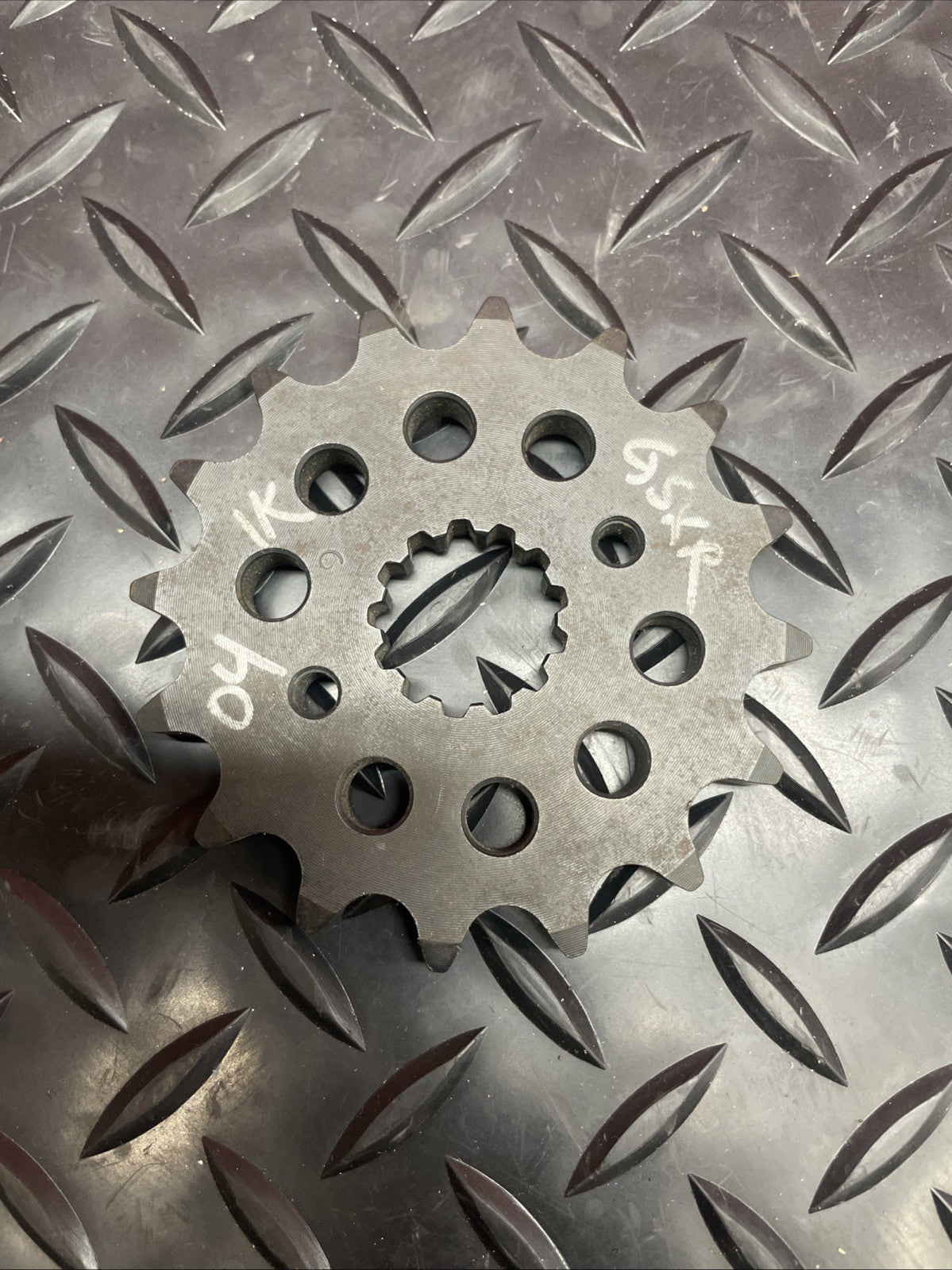 Driven Racing Suzuki GSXR 1000 2004 Front Sprocket 1007-530-16T #0919
