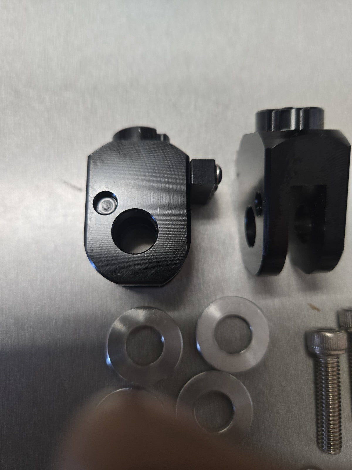 CNC BOB fp-p03-bk Footpegs Pedal billet racing billet foopegs #1129