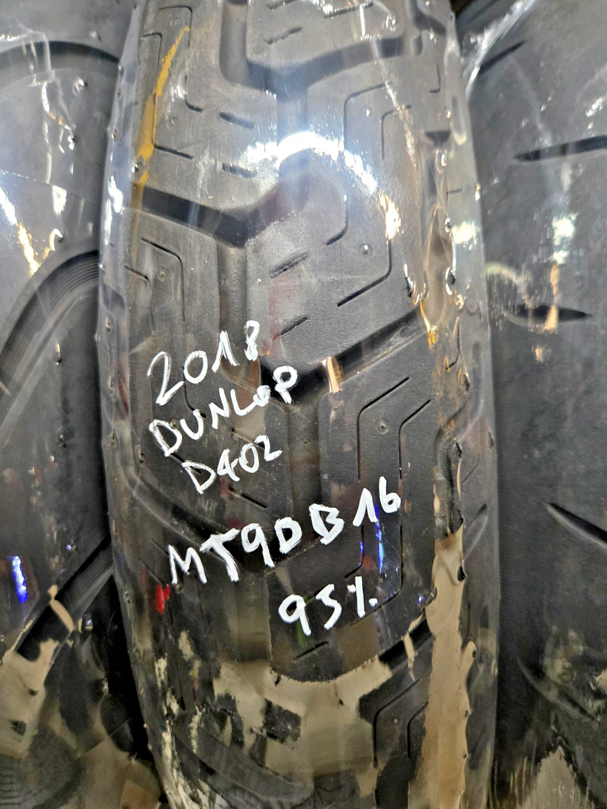 USED DUNLOP D402 MT90B16 2018 98%