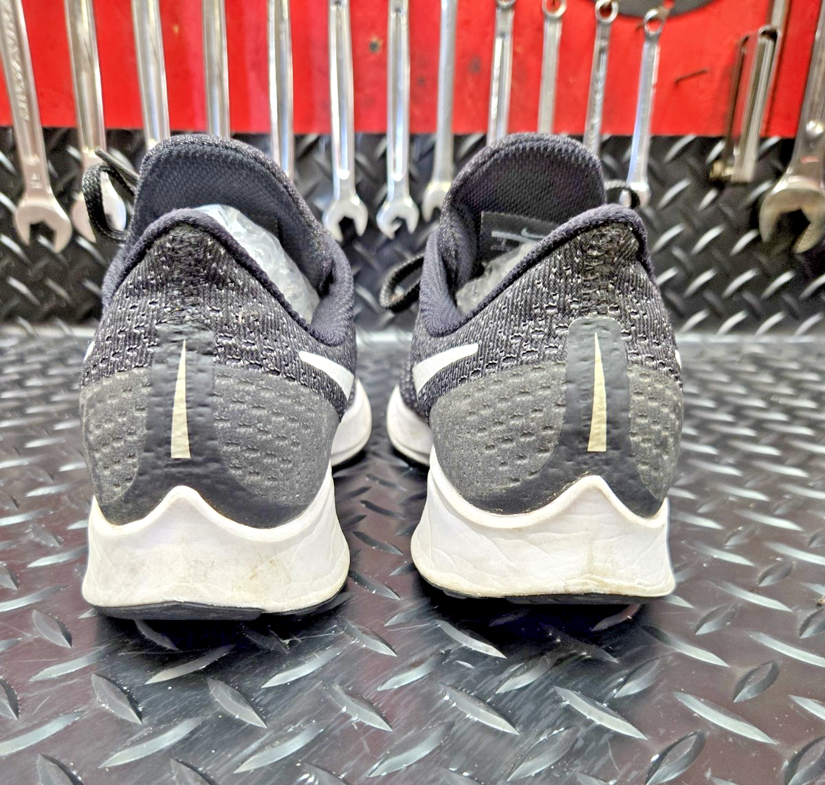 Nike Zoom Pegasus 35 Women US 8 Running Shoes 942855-001 Black White #0502