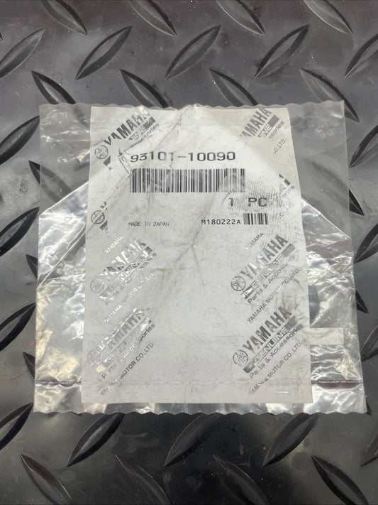 Yamaha Oil Pump Shaft Seal 93101-10090-00 #1059