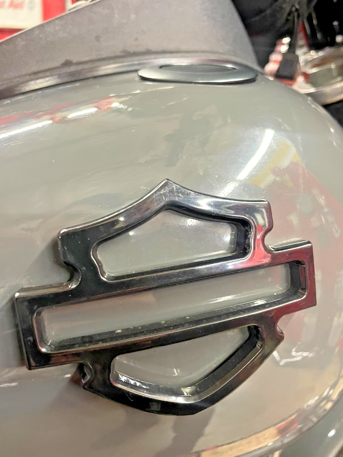 Right Flush Mount Pop Up Vented Fuel Tank Gas Cap Fits For Harley ALL #0060