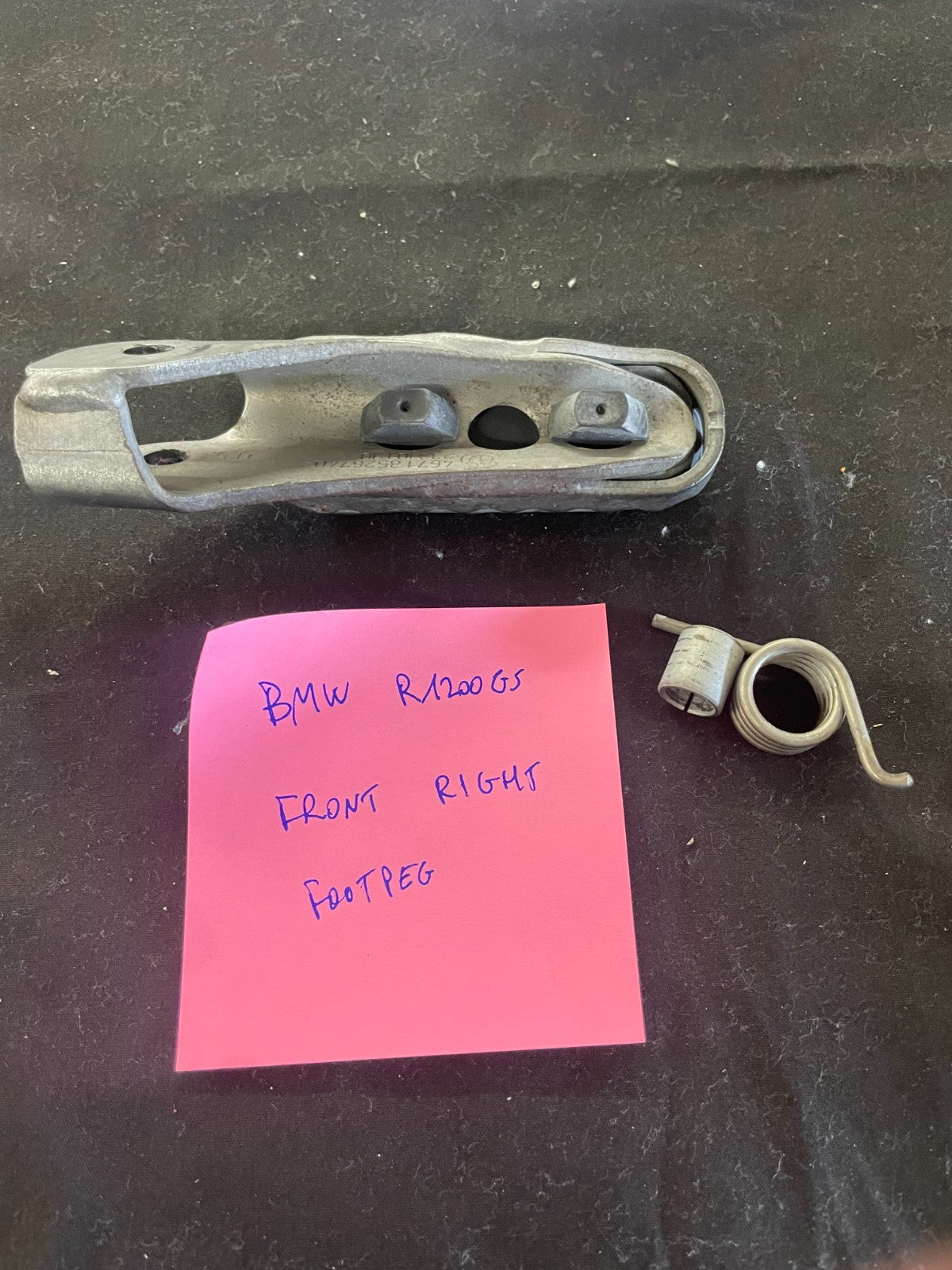 BMW R1200GS 2006 Foot peg RIGHT R1200GS 05 06 07 46718526740 #0004