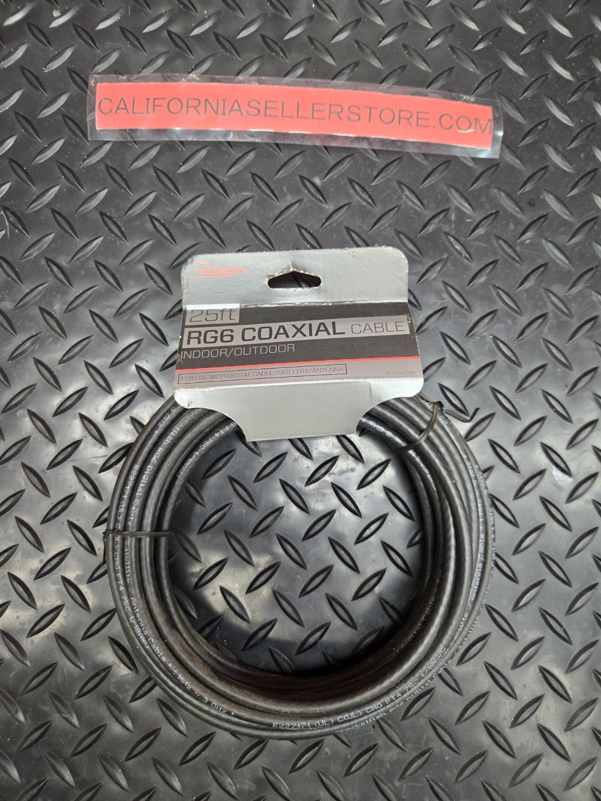 Rocketfish 25ft RG6 Coaxial Cable Indoor/Outdoor W/PROOF 18AWG RF-RG625BK #0846