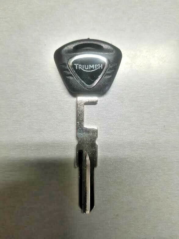 Blank Key Motorcycle Triumph 1050 675 tiger 955 All Years no microchip in #0222