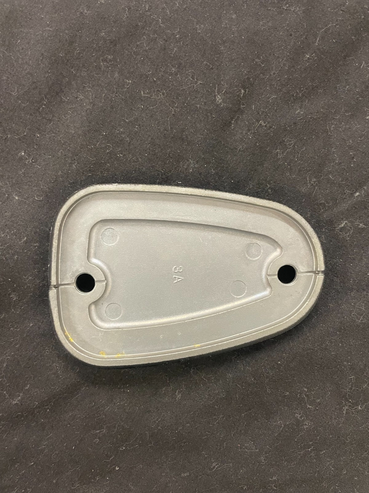 Triumph Bonneville, MASTER CYLINDER COVER A9738061 #0149