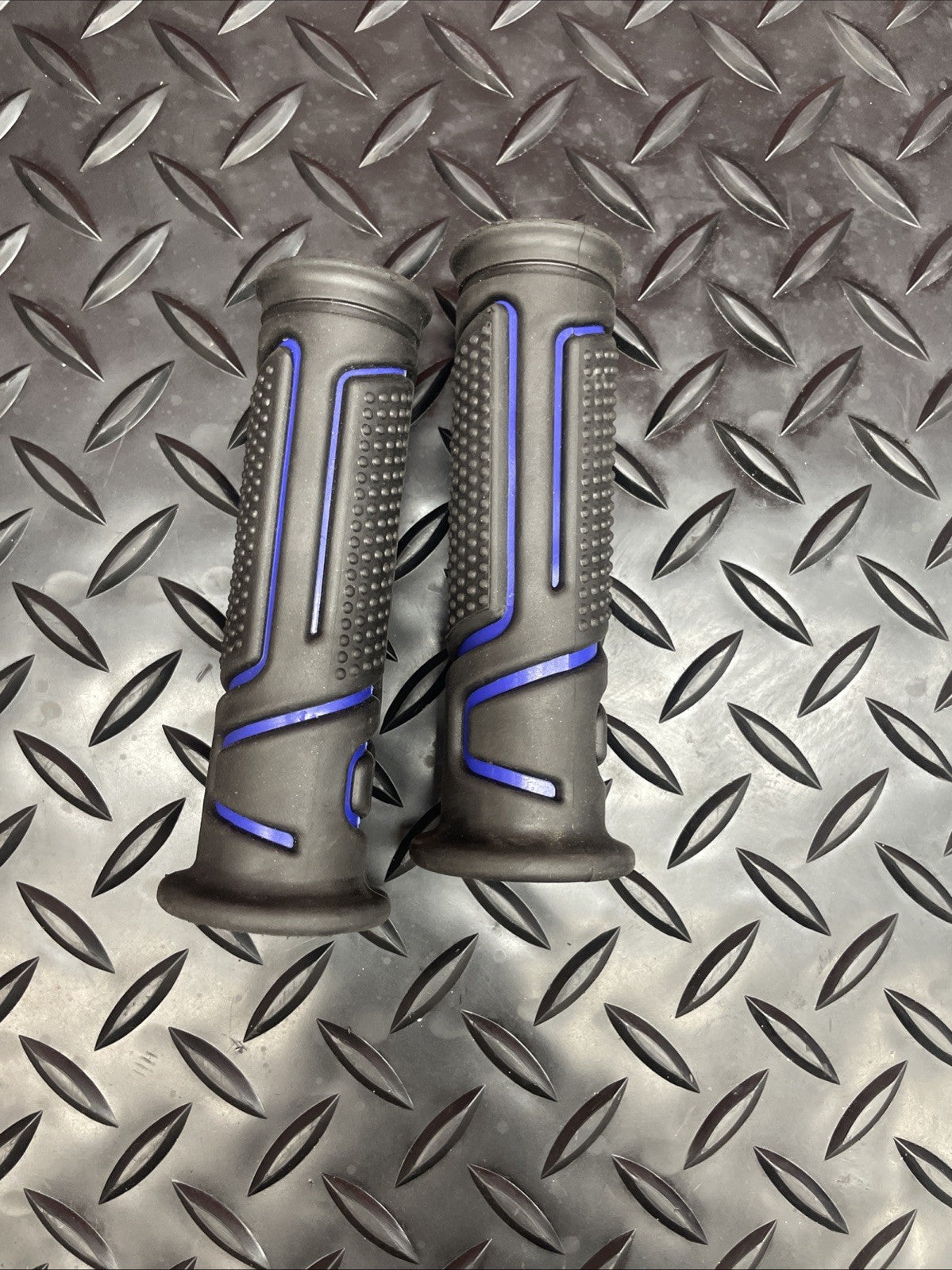 Yamaha TTR 110 Dirt Bike Grips 7/8” 22mm #0747