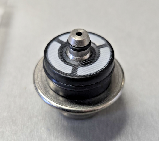 Quantum 450KPA Fuel Pressure Regulator BMW R1200GS R1200RT 13537705871 #0466