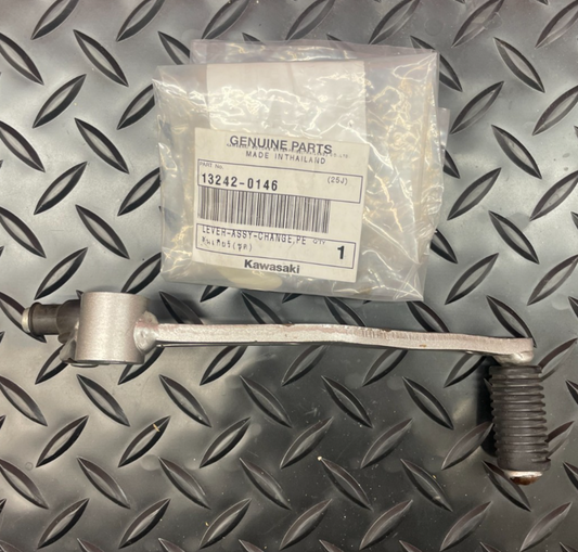 OEM KAWASAKI NINJA Z400 GEAR SHIFTER PEDAL 13242-0146 #0434