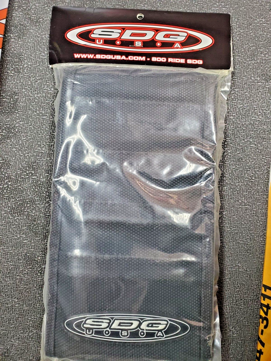 SDG 96334 9-Pleat Gripper Covers Black/Black YAMAHA YZF250 2010 2013