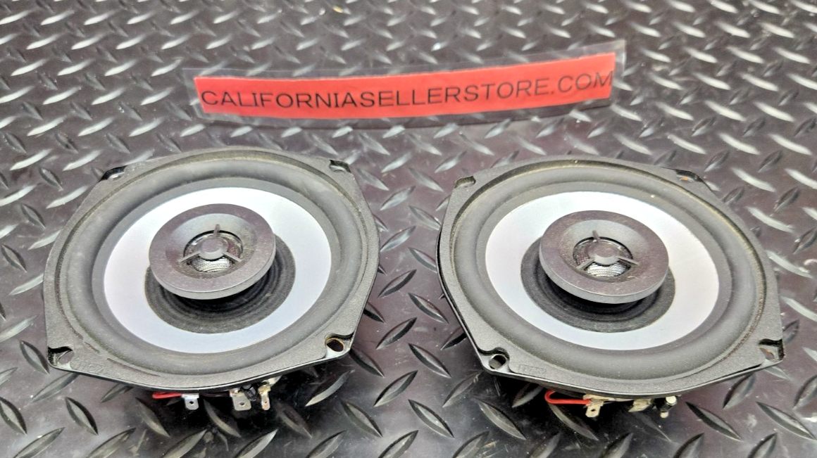 HARLEY DAVIDSON ELECTRA GLIDE FLHTC OEM SPEAKER PAIR 77010-06 TOURING #0962