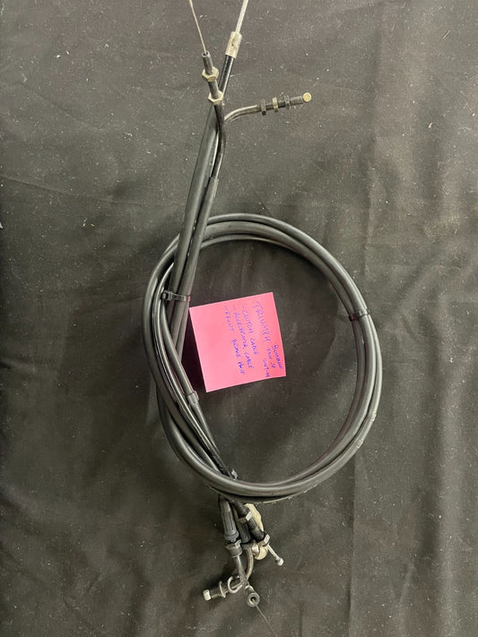 09/14 Triumph Bonneville T100 SE OEM CLUTCH/ACCELERATOR CABLE + BRAKE HOSE #0343
