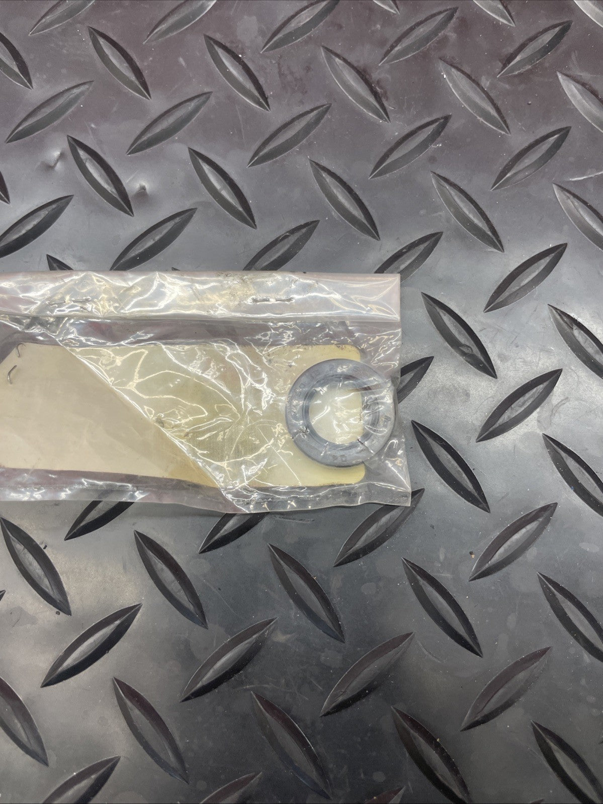Yamaha OIL SEAL 93102-15212-00 OEM Clutch Crankcase Shift  #1060