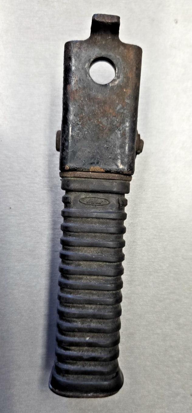 1973 1974 Honda CB550  OEM passenger foot peg #0589