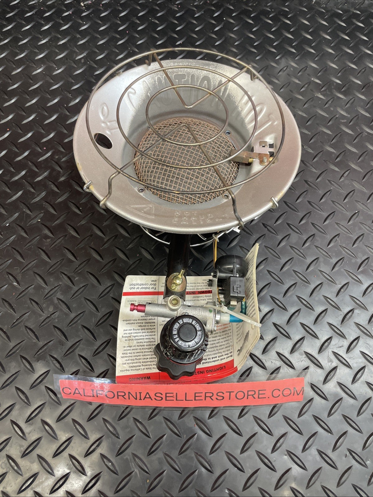 AVENGER THERMOHEAT PROPANE TANK MOUNT RADIANT HEATER FBDTP15 15000 BTU/H  #1233