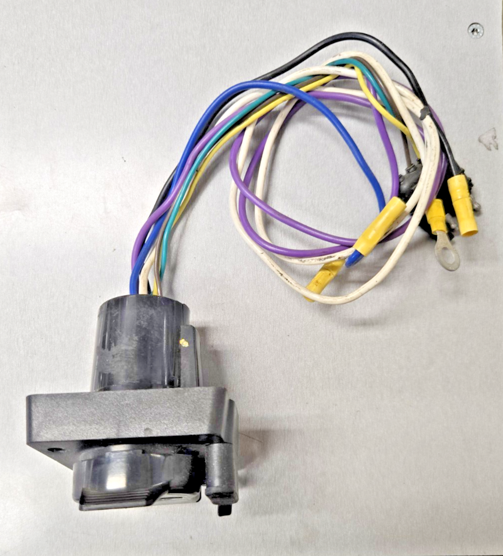 Flat 4 Pin 7 Way Blade RV Trailer Plug Adapter Tow Truck #0712