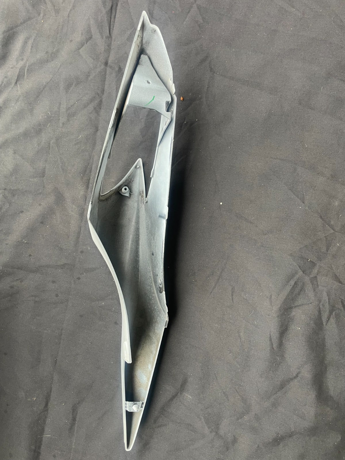 2011-2025 Suzuki GSX-R600 GSX-R750 Right Rear Tail Fairing OEM 47111-14J  #0321