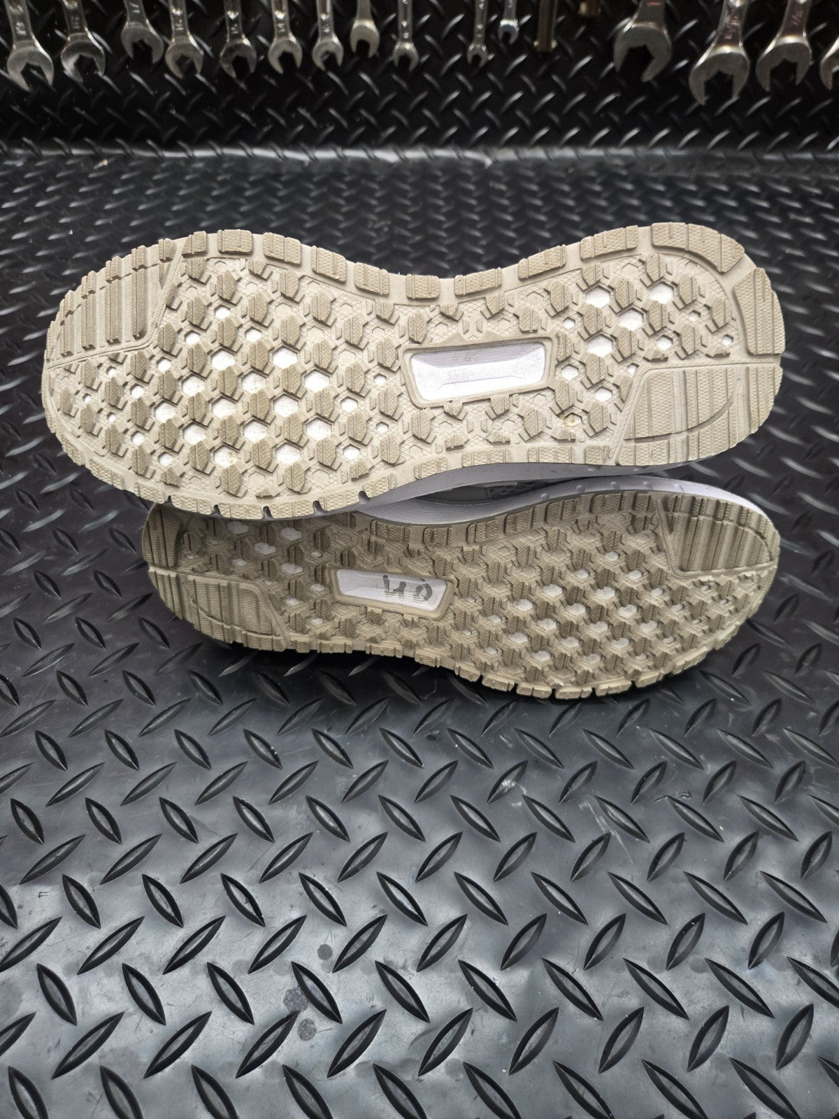 adidas Grey Women's Running Shoes SNICKERS SIZE 8 US #0984