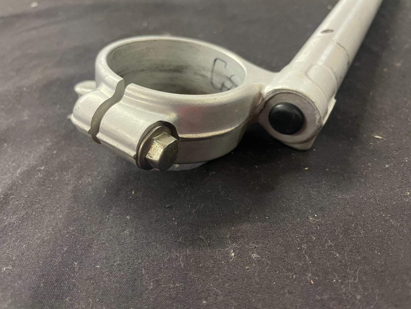 2006 2007 SUZUKI GSXR 600 GSXR600 RIGHT Clip On Handlebar OEM  #0126