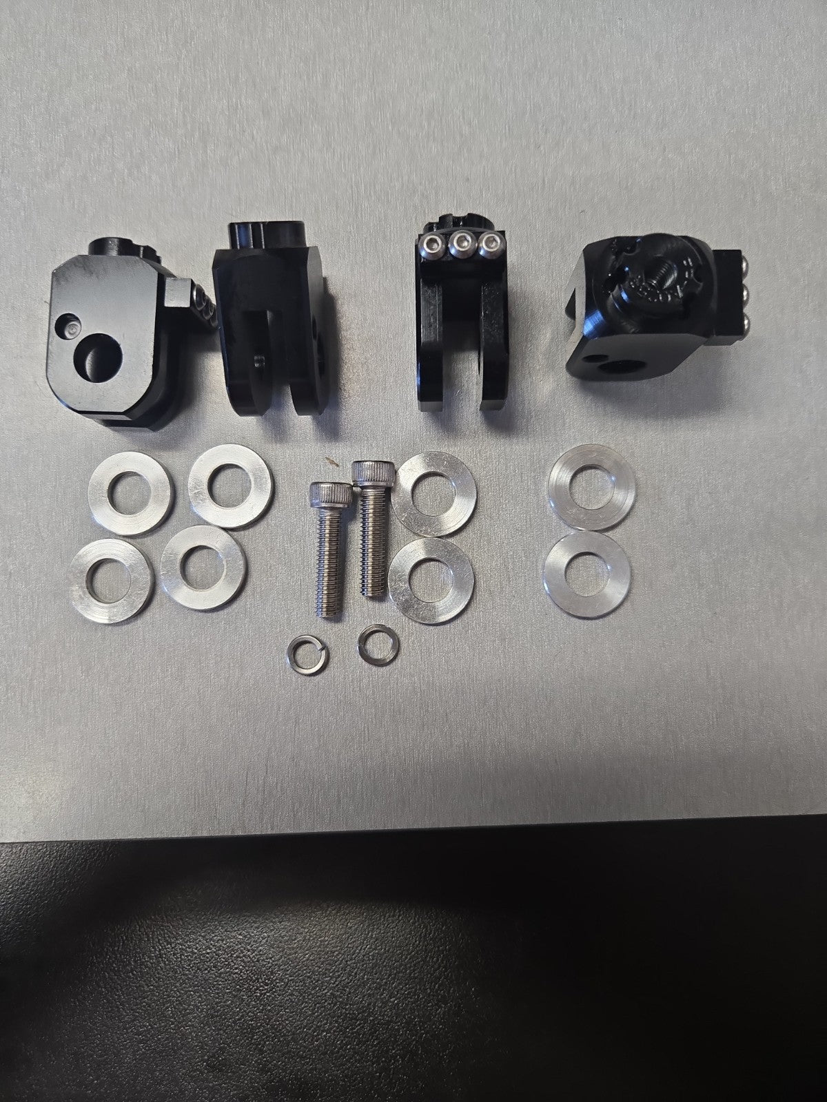 CNC BOB fp-p03-bk Footpegs Pedal billet racing billet foopegs #1129