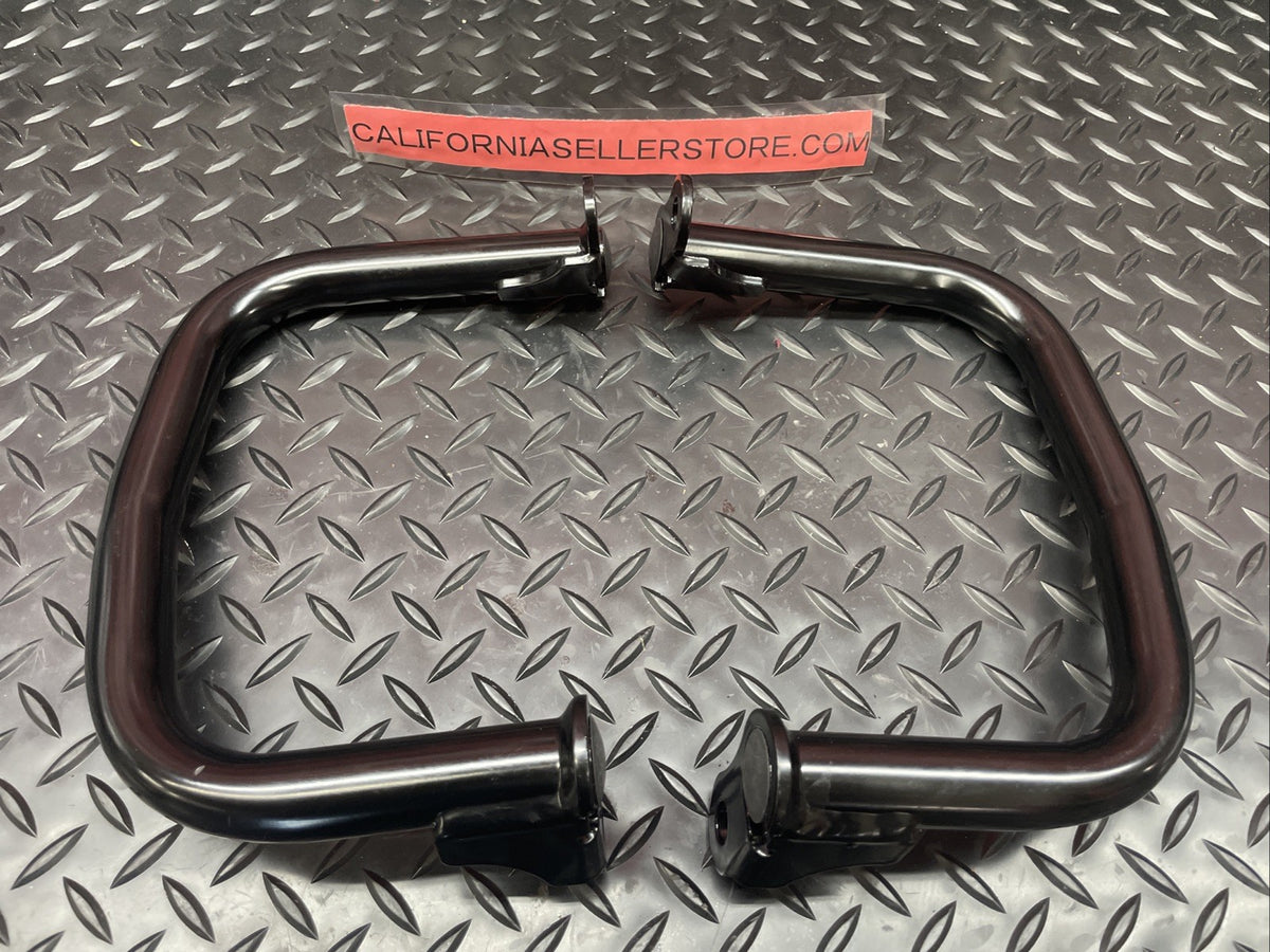 TRIUMPH BONNEVILLE T120 2024 GIVI ENGINE GUARD BLACK #0957