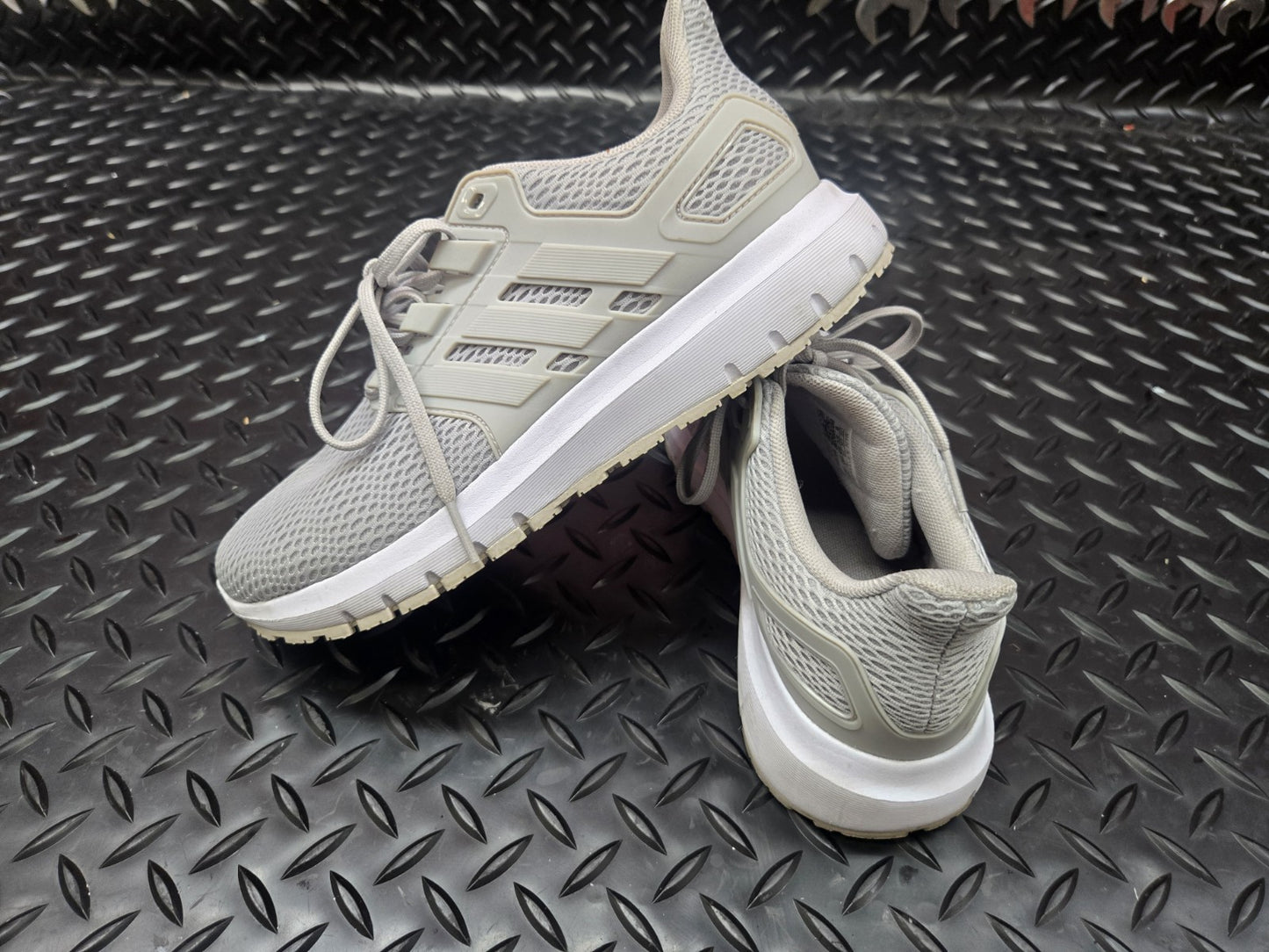 adidas Grey Women's Running Shoes SNICKERS SIZE 8 US #0984