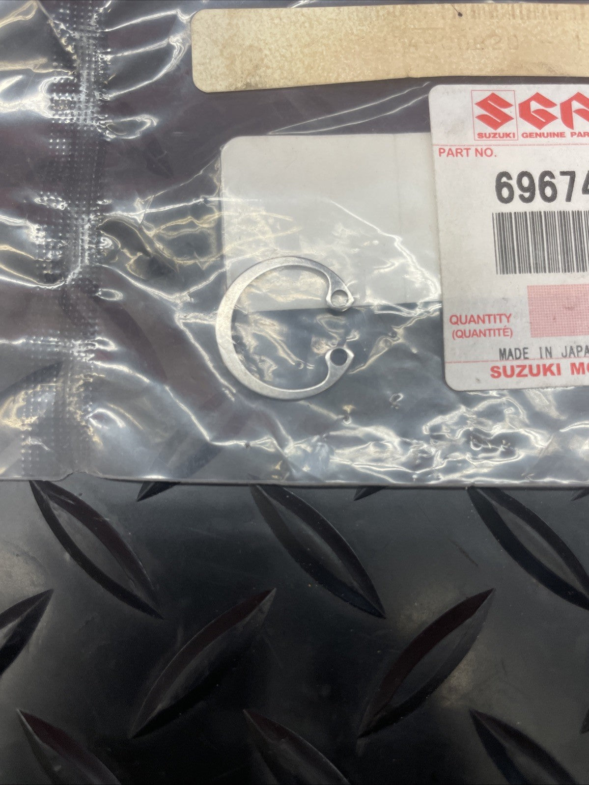 Suzuki Genuine Circlip - 69674-00B20  #1066