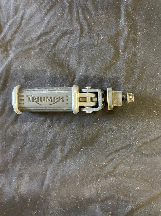 Triumph Thruxton OEM RIGHT Footrest T2080709  #0094