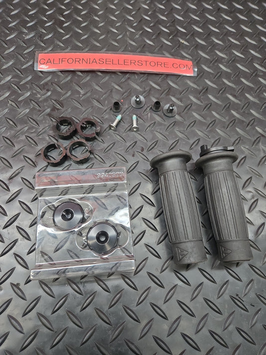 TRIUMPH GUMMY GRIP KIT A2041478  BlacK #1359