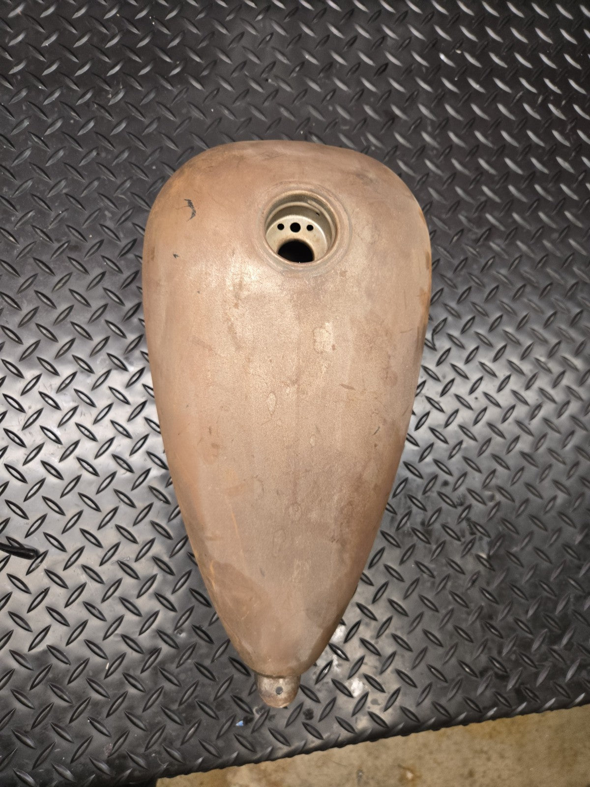 CAFE RACER ANK CHOPPER Cleveland Cyclewerks BULLET Gas Tank PATINA NOS #0998