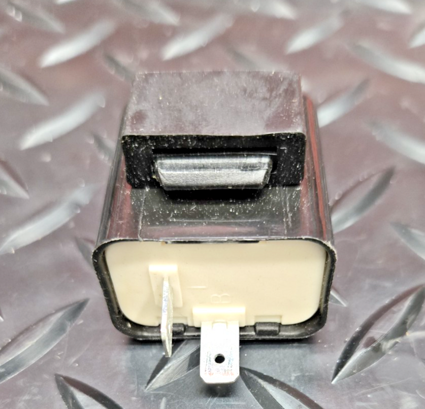 Emgo 12 Volt Flasher FLICKER RELAY RESISTIVE TYPE 12V 23W 2 PINS  66-86752 #0910
