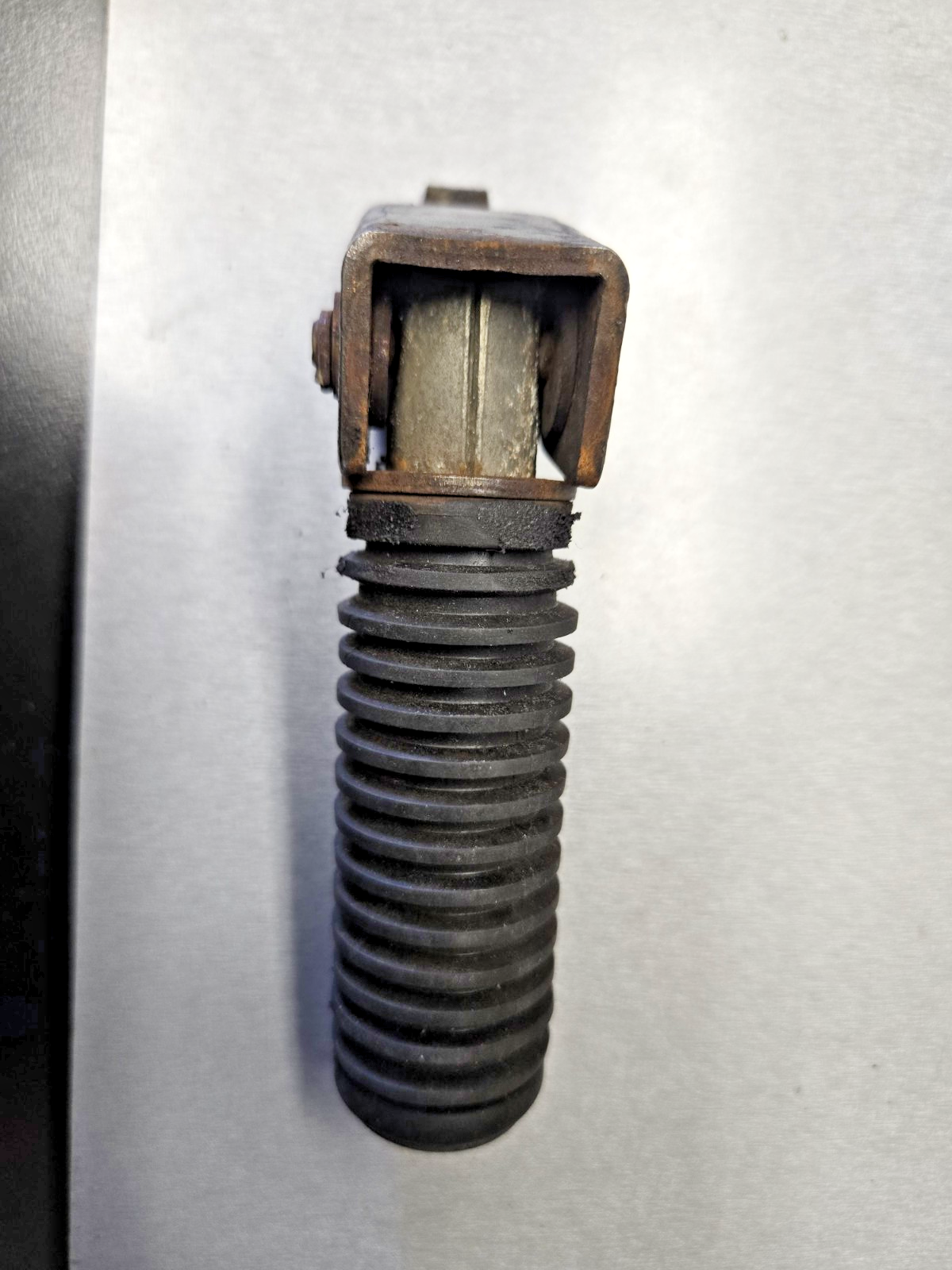 1975 Honda CB500T CB 500 Twin H379-1 rear passenger foot peg #0590