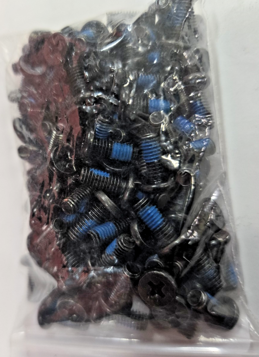 m4  phillips screws flat head 10mm lenght  with lockthread 100 count #1367
