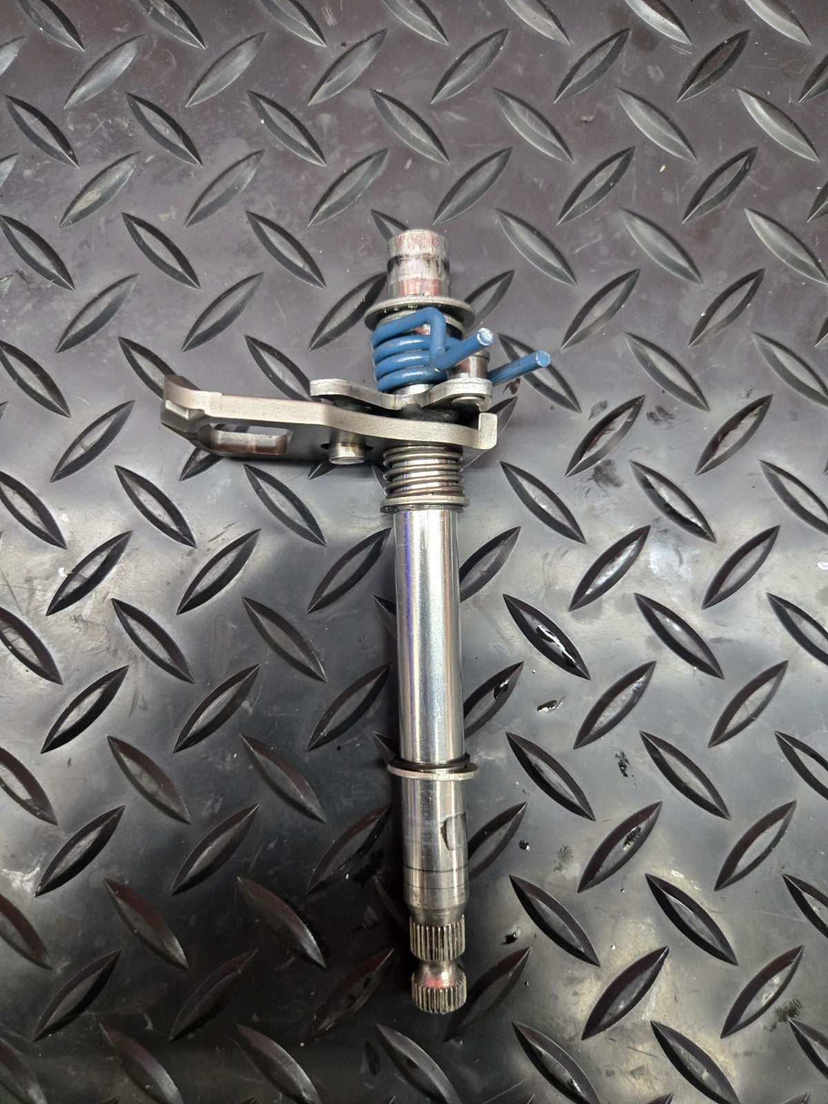 2016 Triumph THRUXTON 1200 Gear Shifter Shift Shaft #1053