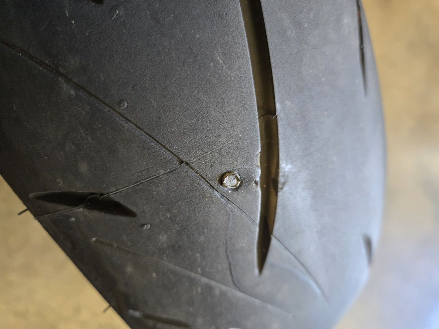 Dunlop Sportmax Roadsport2 180/55-17 90% IT HAS PATCH ONLY 800 MILES 2024