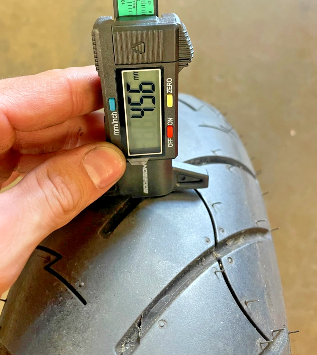 SHINKO SR777 130 80 17 USED  2019 99%