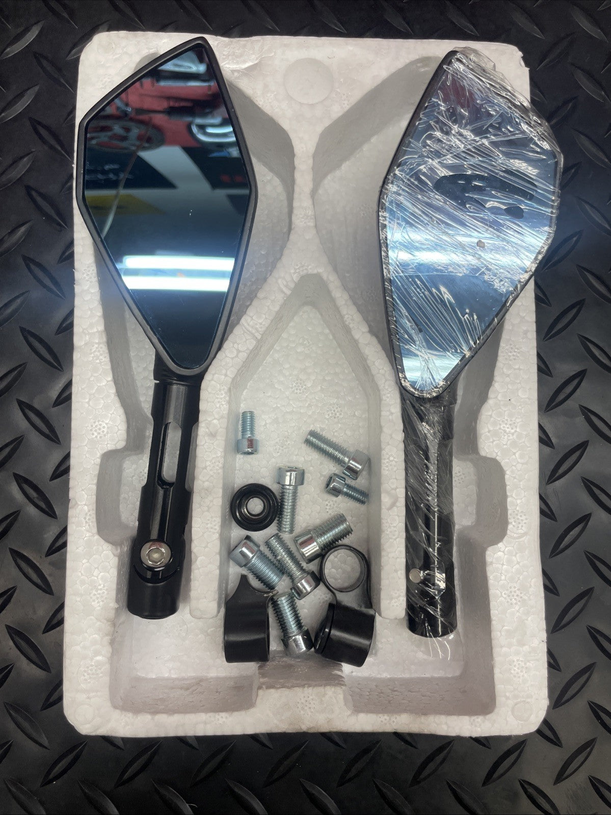 Motorcycle CNC Sporty Black Mirrors 8mm 10mm PARTS #0750
