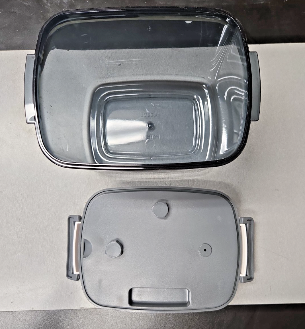 DESI-VAC Container W/Lid & Handle Leak Proof  Lunch Box 7X7X5 #1274