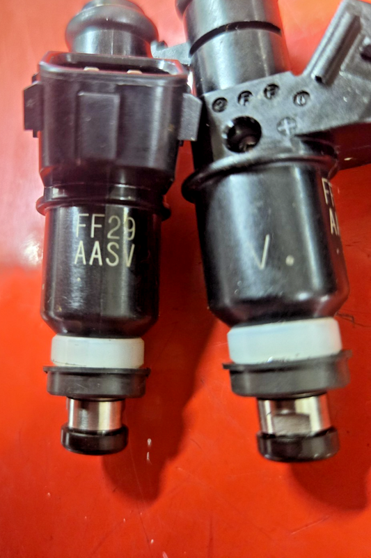 3X Triumph OEM GENUINE FUEL Injector FF29 AASV  T1240465  #0625