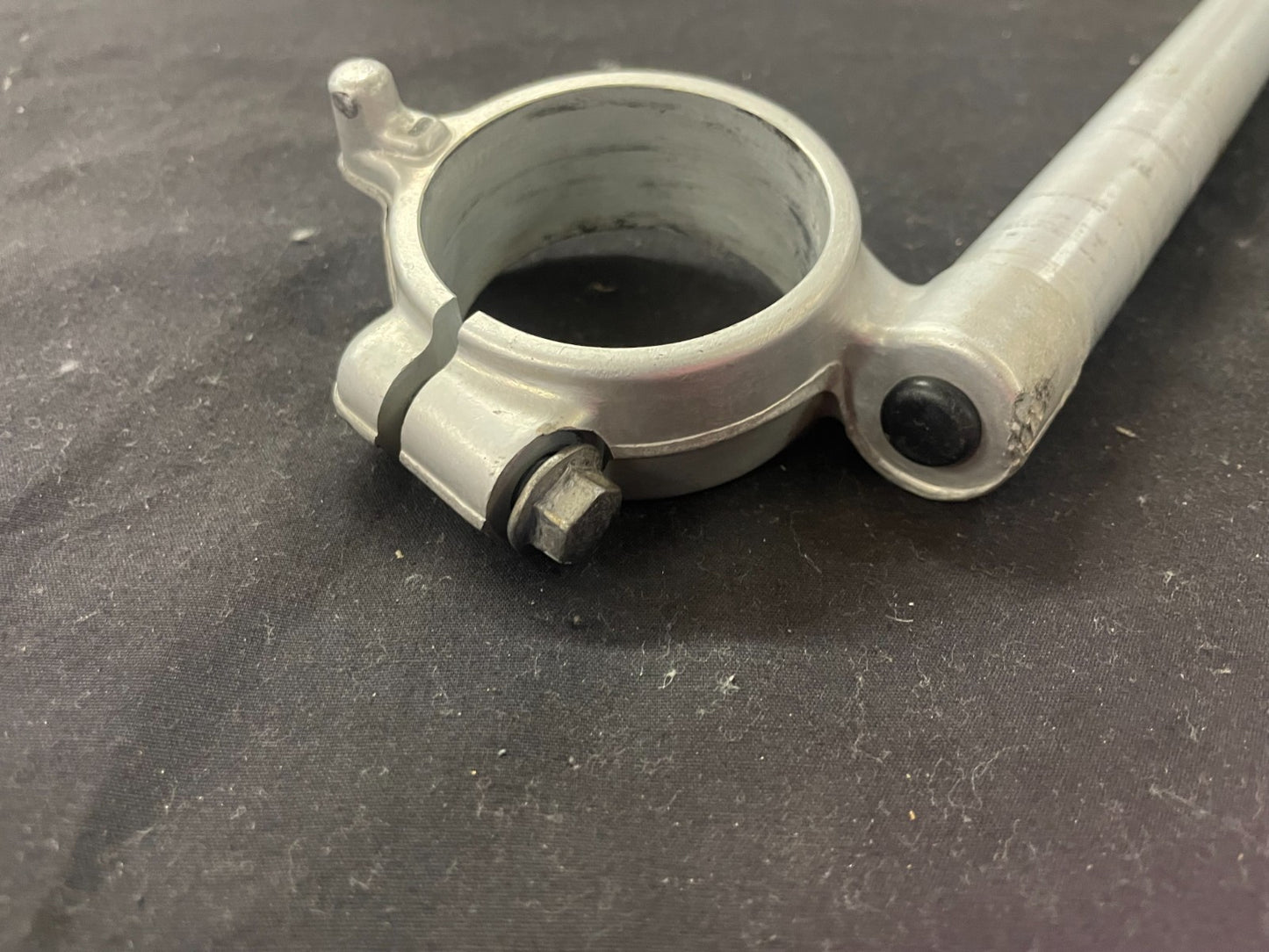 2006 2007 SUZUKI GSXR 600 GSXR600 Left Clip On Handlebar OEM  #0125