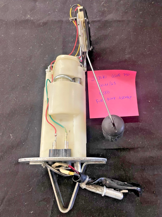 11-25 Suzuki GSXR  750 Fuel Pump Assembly 15100-14J00    #0226