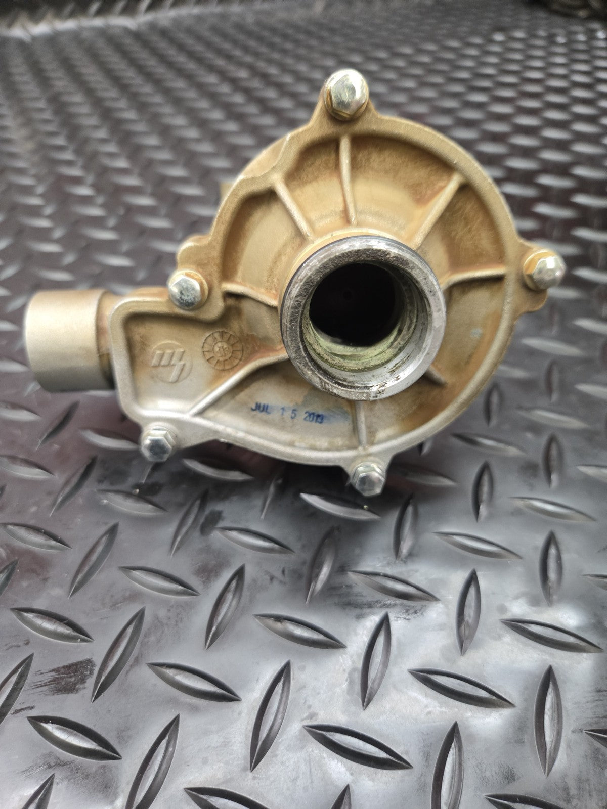 TRIUMPH OEM OIL PUMP ASSEMBLEY 1210120 STREET TRIPLE + 675 2006-12 #1002