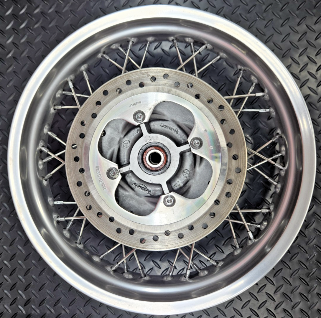 Triumph Thruxton 900 rear wheel rim straight complete rotor sprocket hub #0519