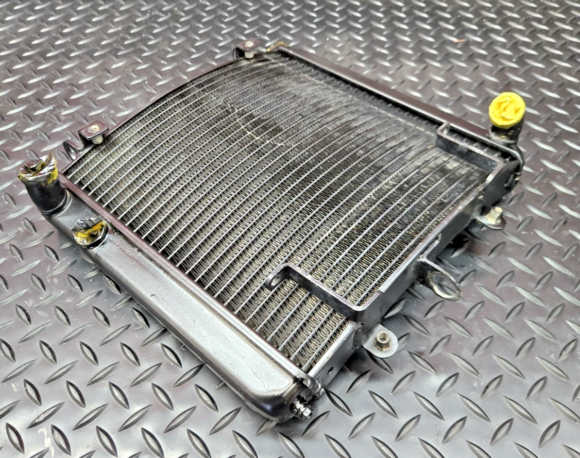 KTM 950 OEM RADIATOR  FIT ALL MODELS NO LEAKS #0774