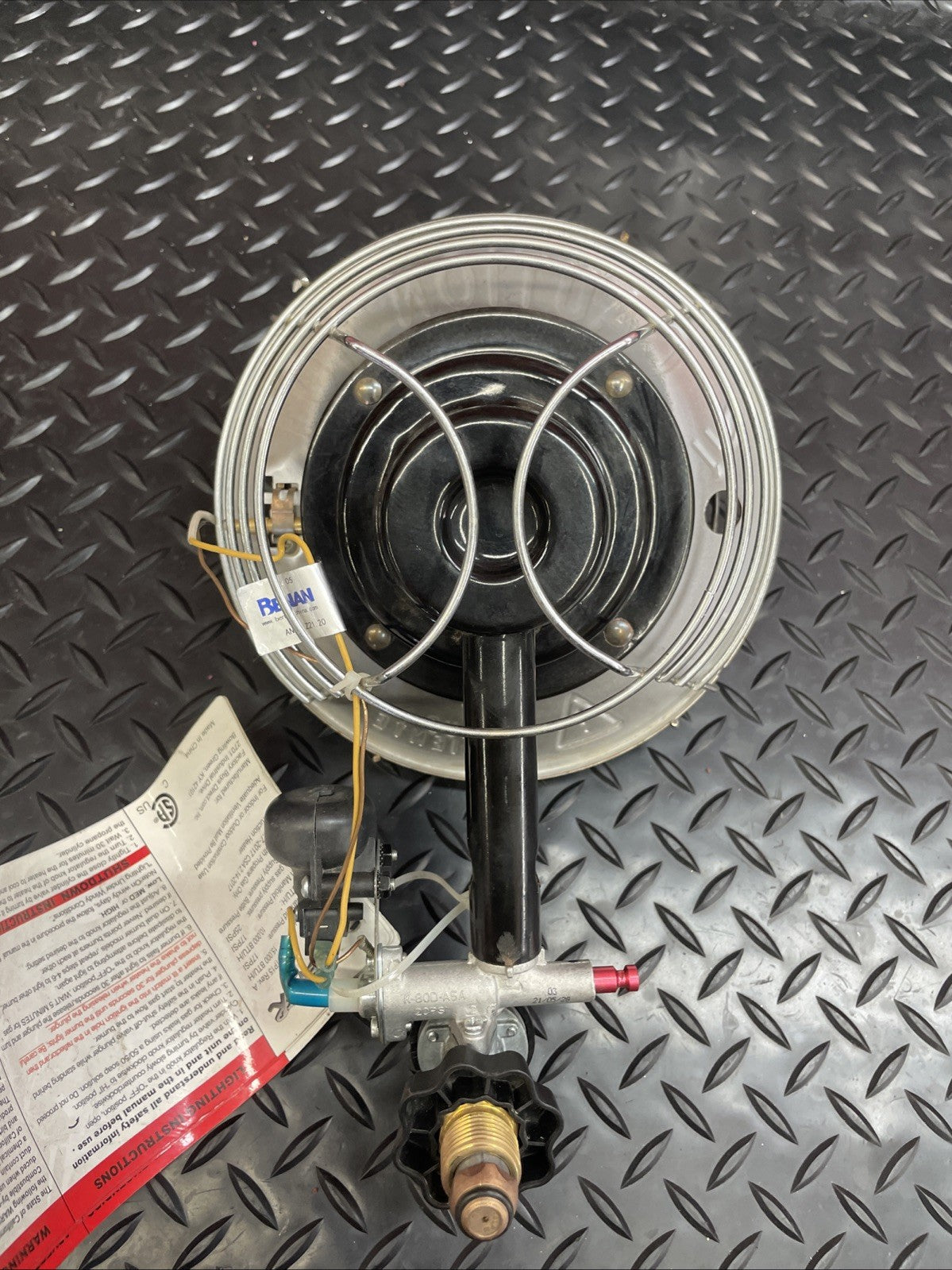 AVENGER THERMOHEAT PROPANE TANK MOUNT RADIANT HEATER FBDTP15 15000 BTU/H  #1233