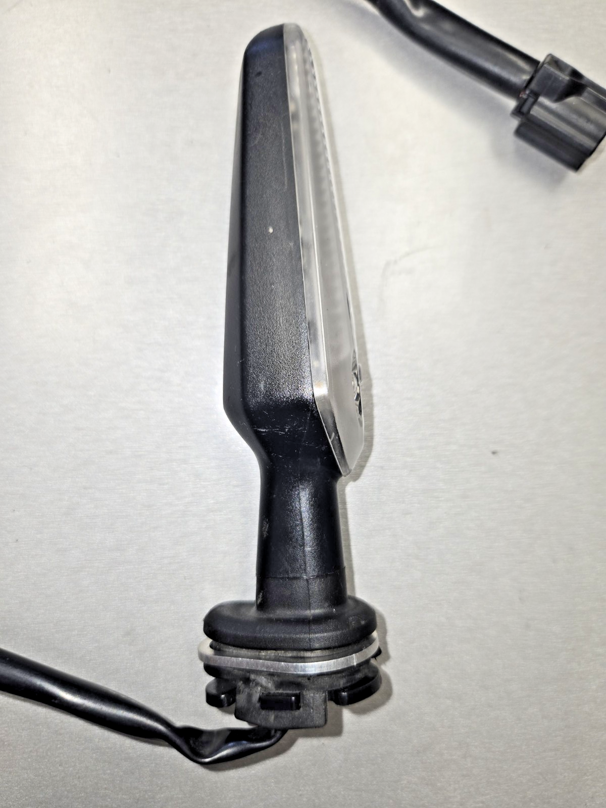 Yamaha XSR700 Genuine Rear Flasher Light - Bat-83330-10-00  #0562