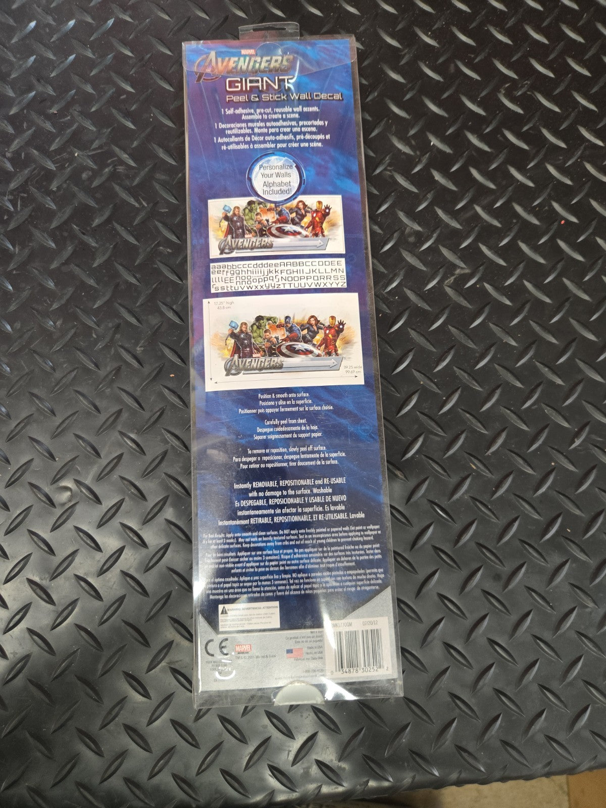 Marvel Avengers  Peel & Stick Wall Decals Removable Repositional, Sealed #1157