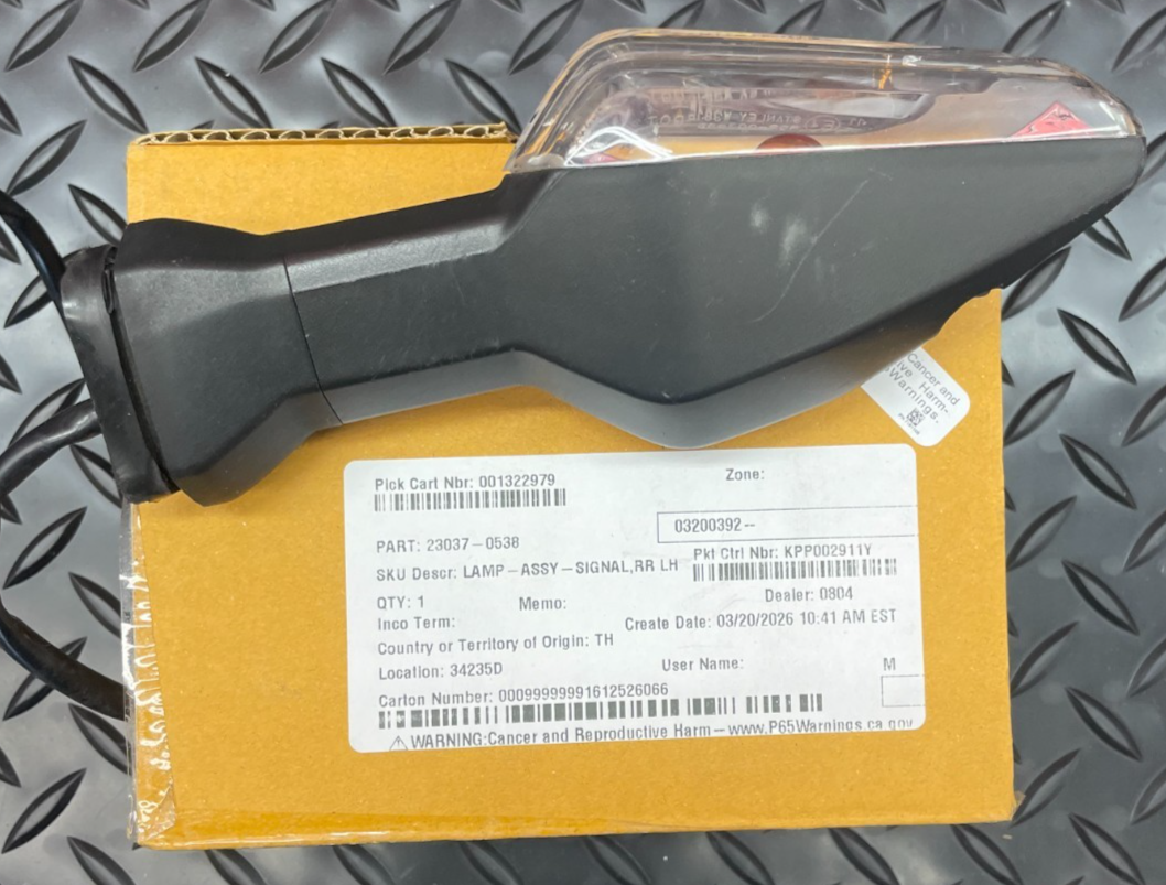 OEM Kawasaki NINJA Z400 Signal RR LH USED - 23037-0538  #0436